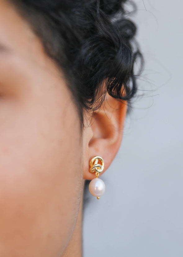 Pearl Knot - Gold Earrings