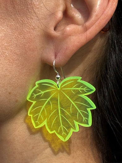 S’áxt’ (Devil's Club) Earrings with Argentium® Silver Ear Wire- Green